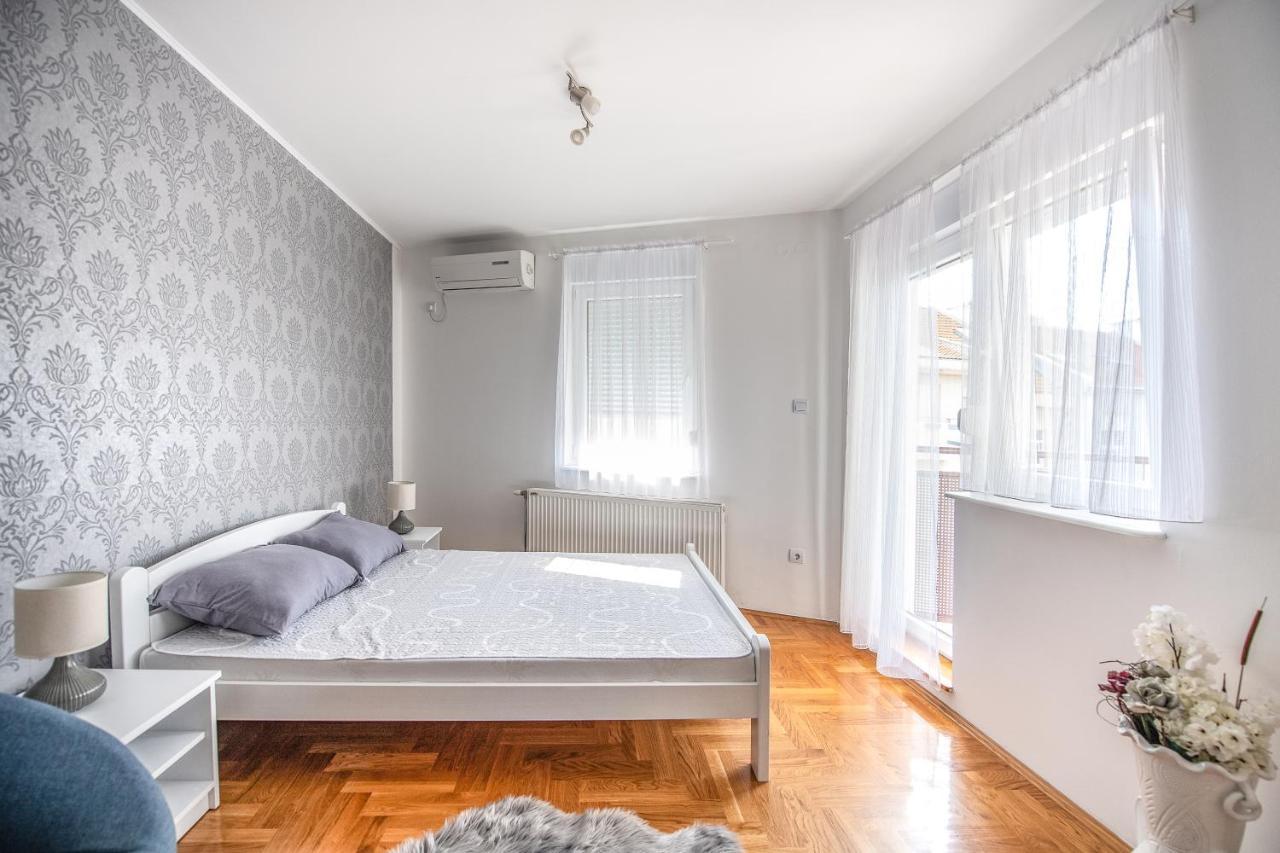 Stella Modern Apartment 2 نوفي ساد المظهر الخارجي الصورة